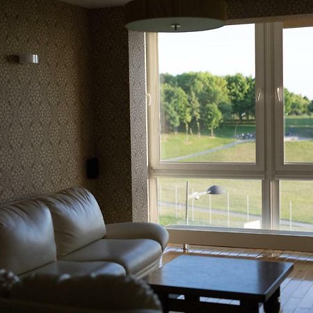Cozy Apartment With A Wonderful Lake View Telšiai Exteriör bild