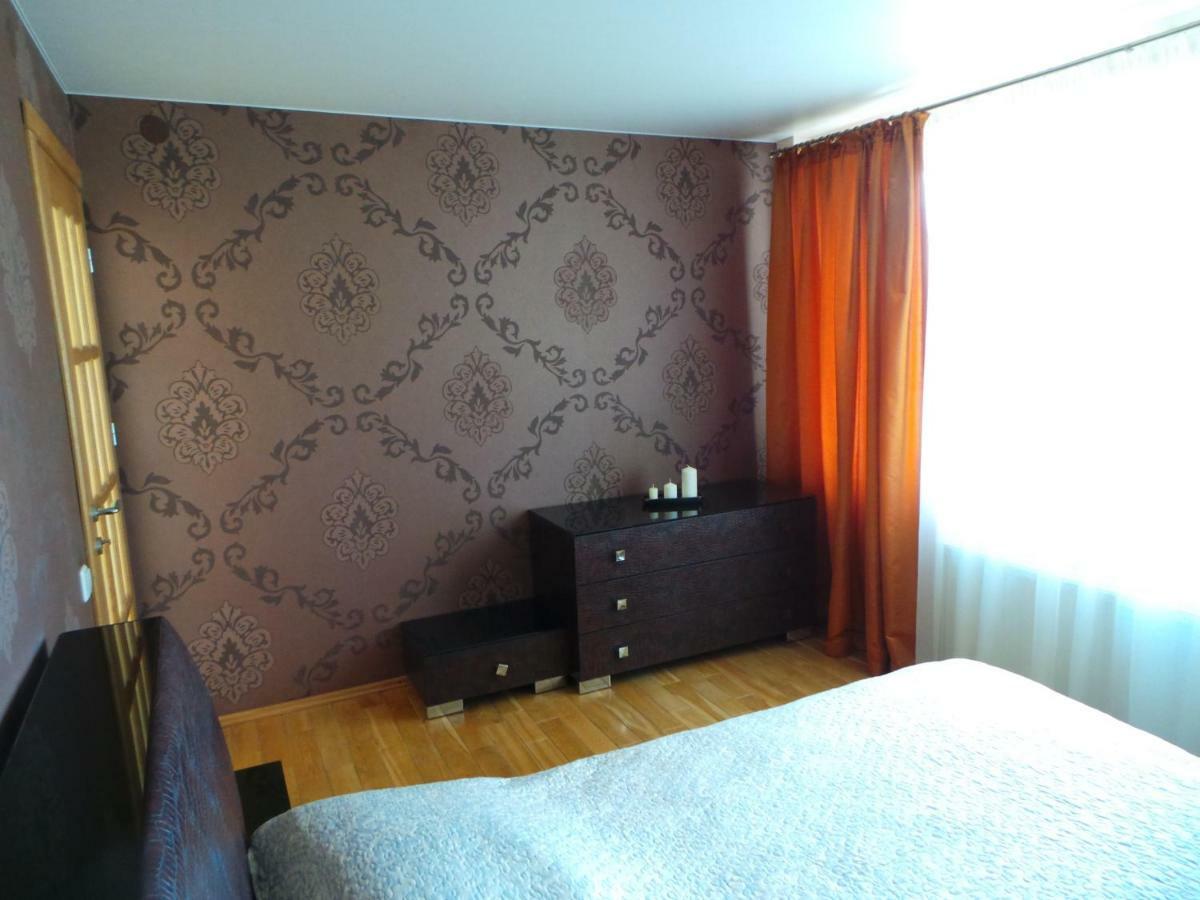 Cozy Apartment With A Wonderful Lake View Telšiai Exteriör bild