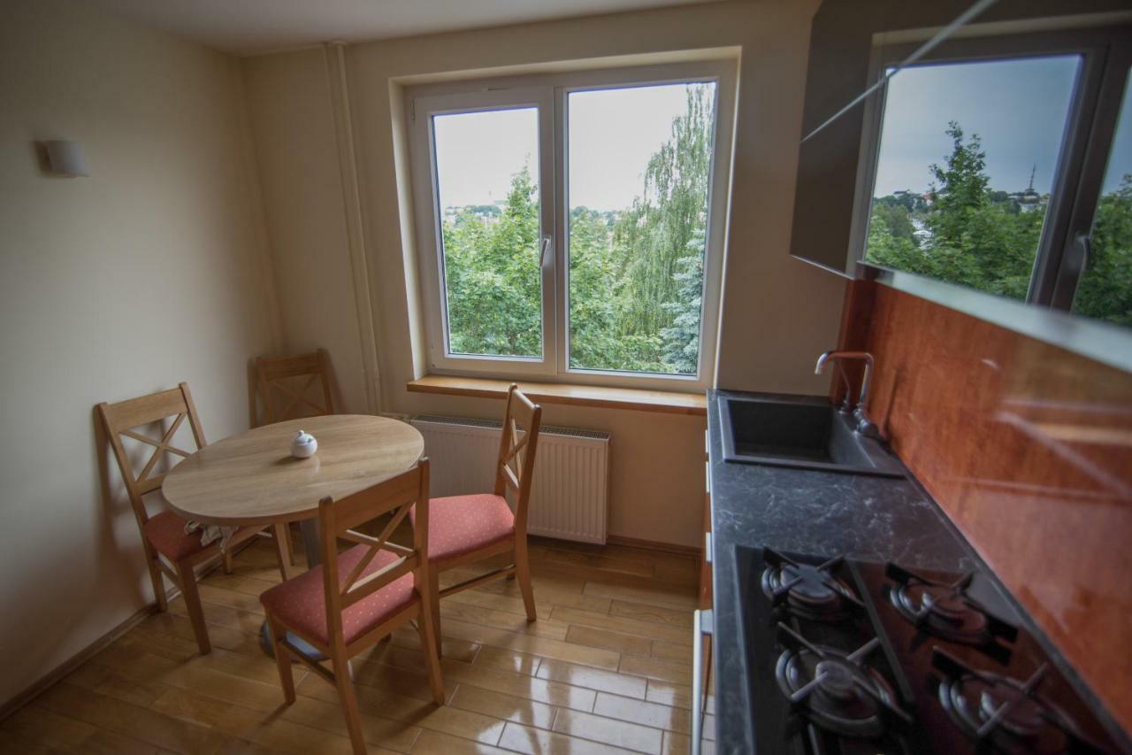 Cozy Apartment With A Wonderful Lake View Telšiai Exteriör bild