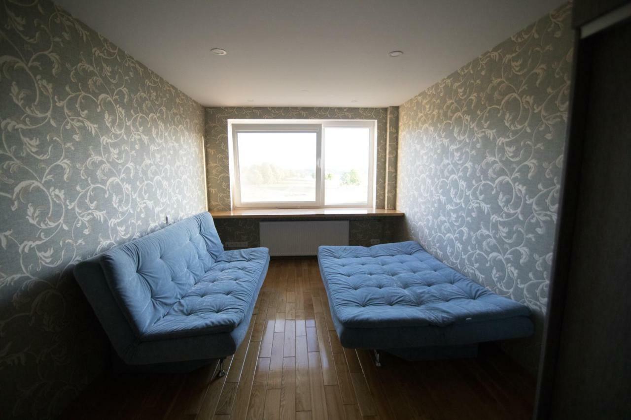 Cozy Apartment With A Wonderful Lake View Telšiai Exteriör bild